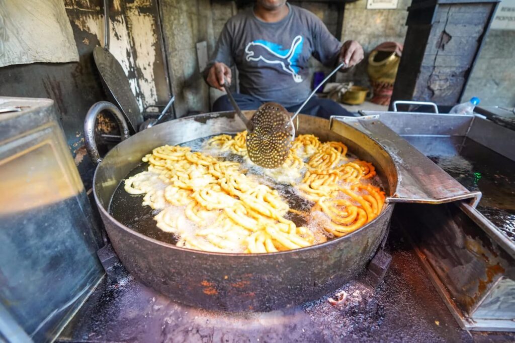 Jalebi and foods in New Delhi avoid Delhi Belly. 