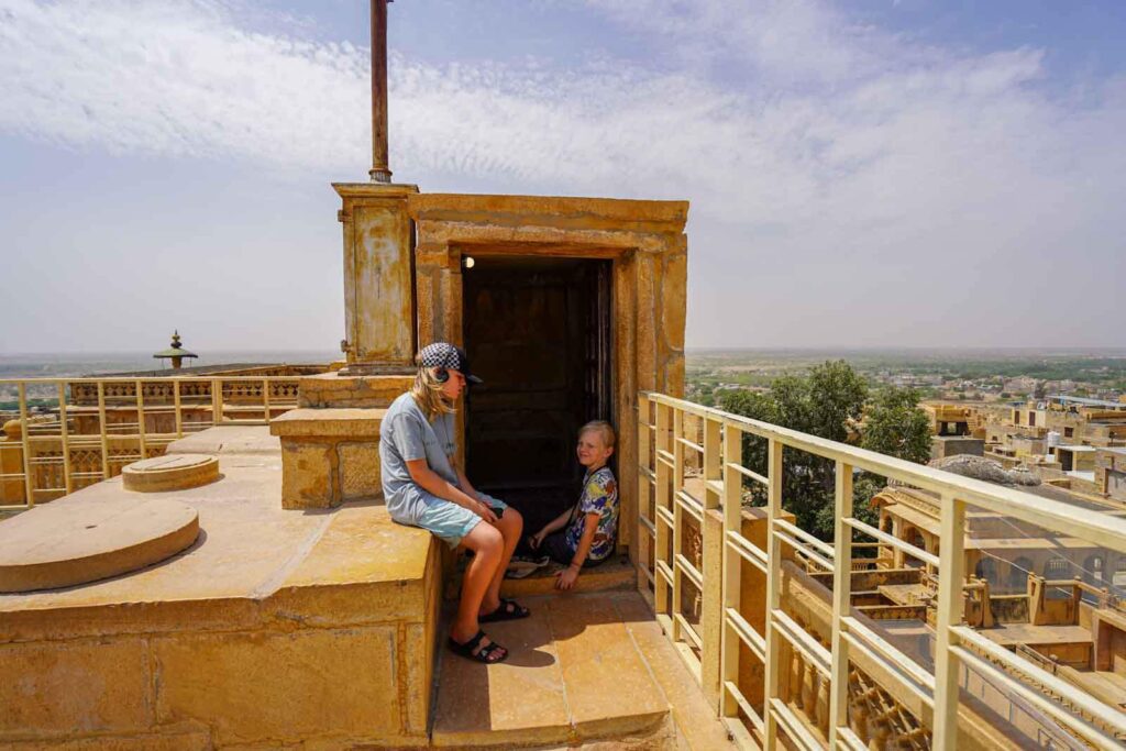 Mahal audio tour in Jaisalmer Fort. 