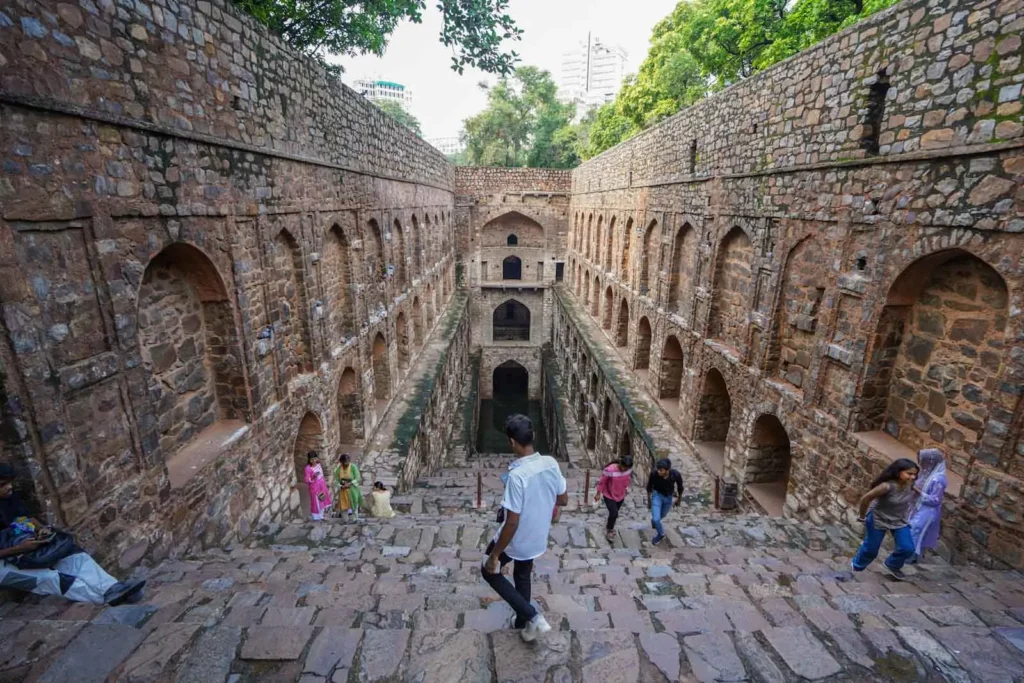 The history and iconic sights to see on the Golden Triangle Itinerary are just as the photos depict. 
