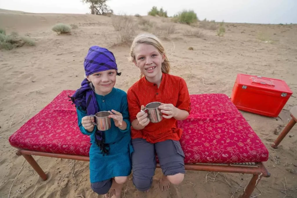 Camel Safari in Jaisalmer with kids. 
