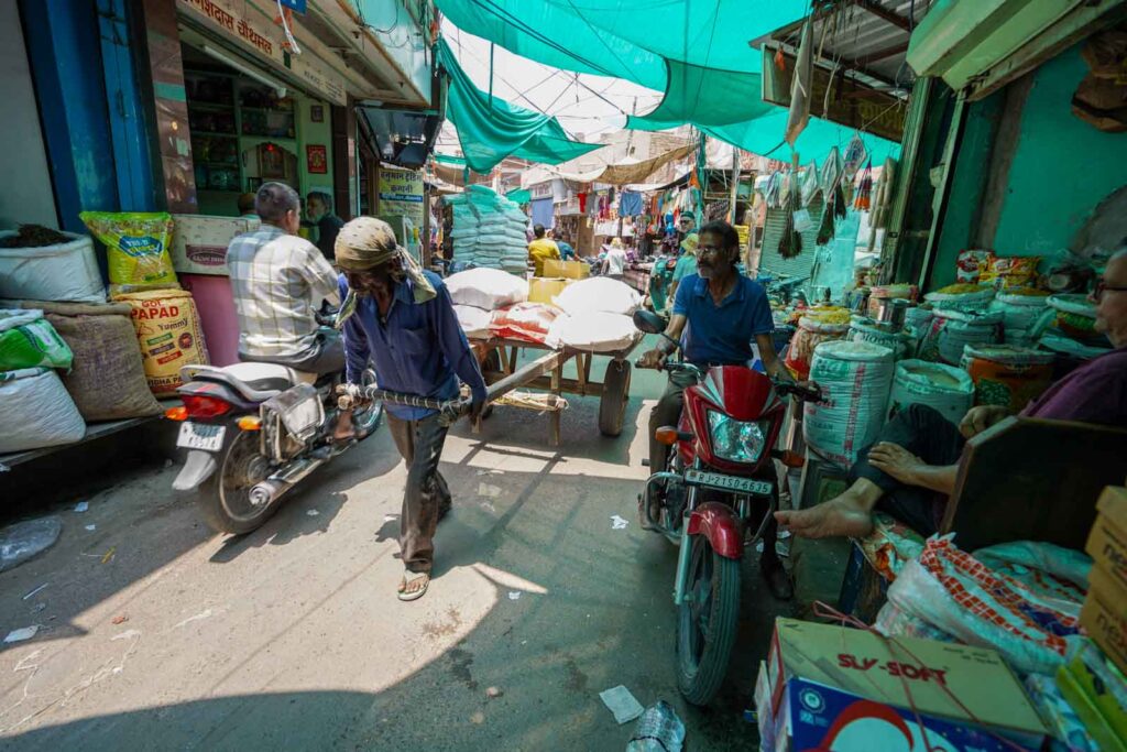 Exploring the old city things to do in Bikaner. 