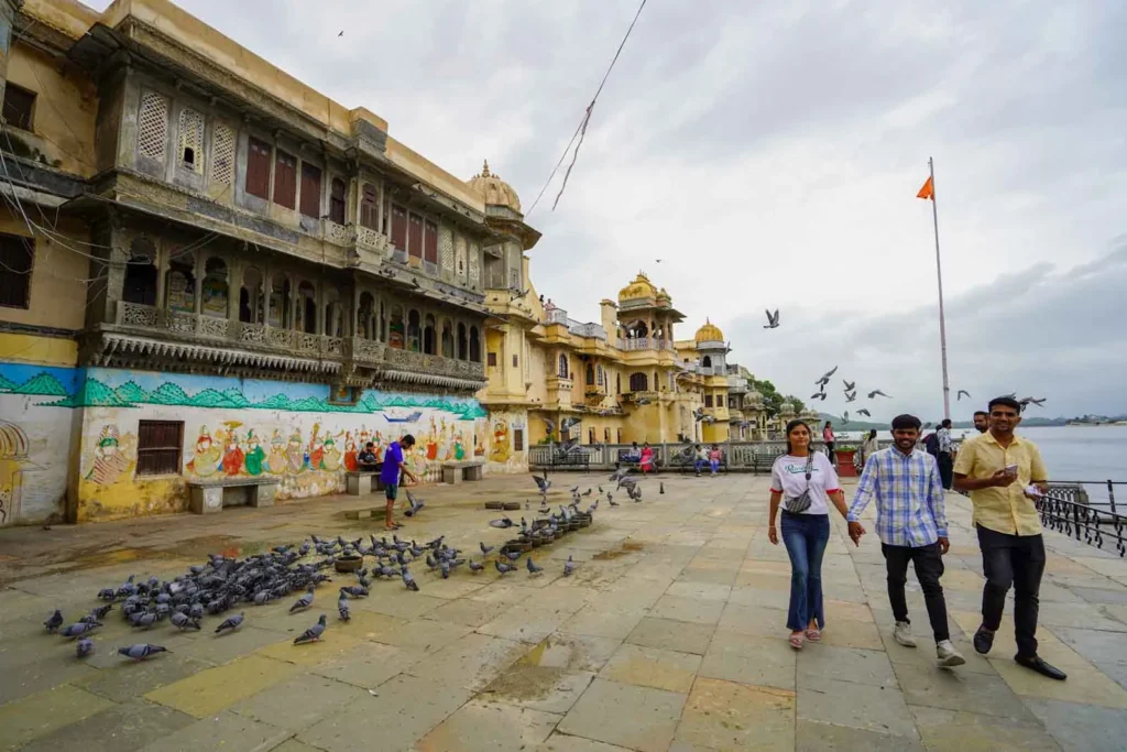 The City Palace in the background and Lake Pichola all in one Udaipur. 