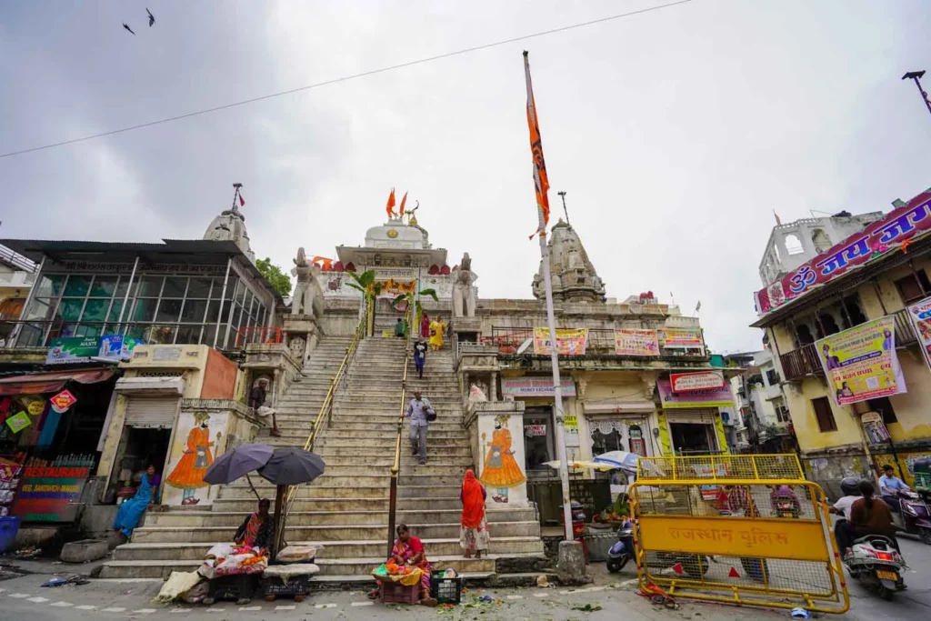Hindu temple things to do in Udaipur. 