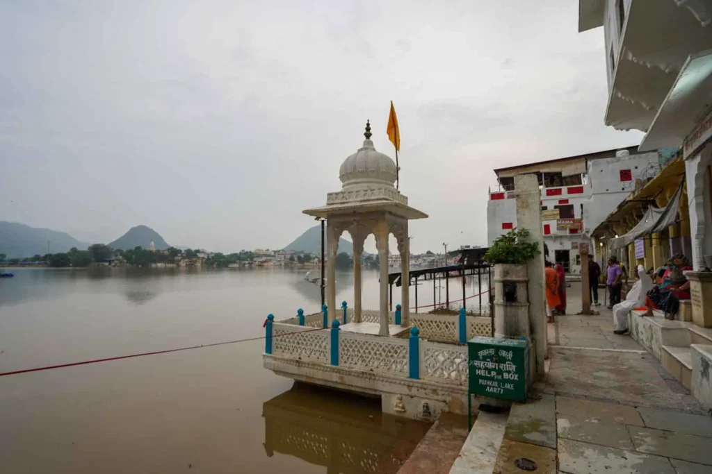 The sacred (albeit discoloured) waters of the Holy Lake, things to do in Pushkar.