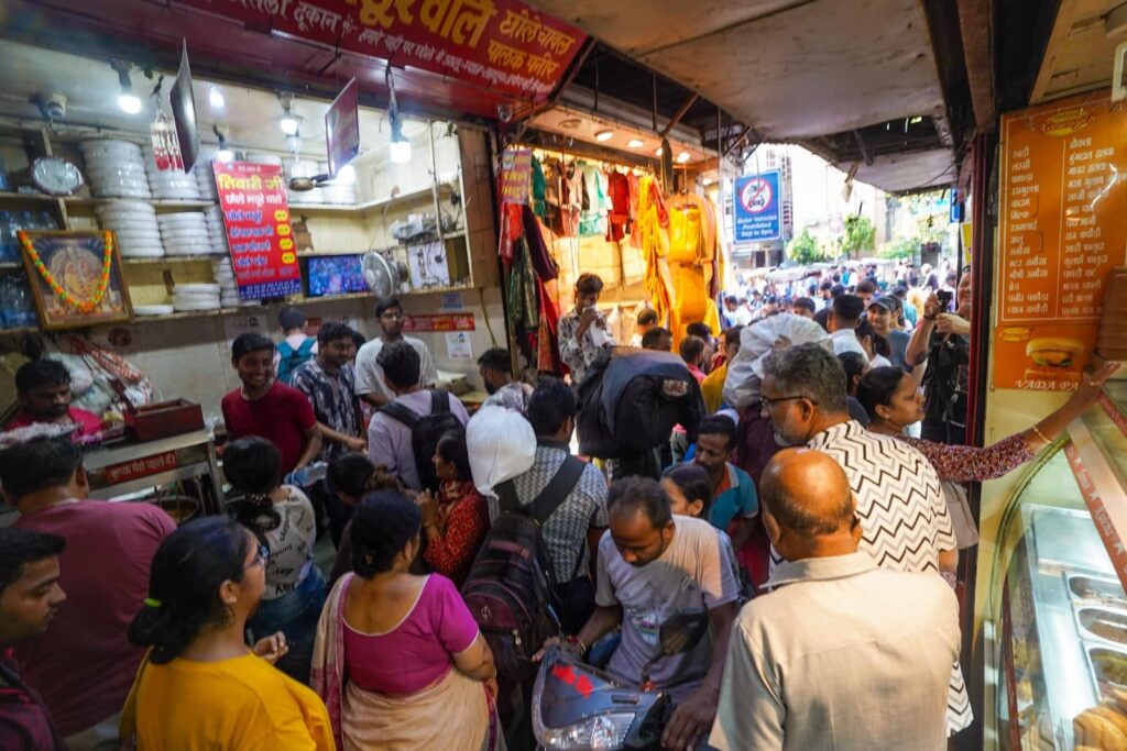 Booking a driver for the best things to do in Delhi with one or two days. 