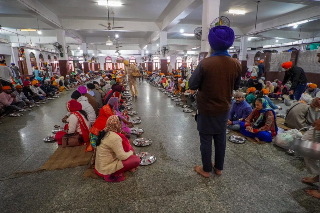 Volunteer at the Golden Temple Langar things to do in Amritsar. 